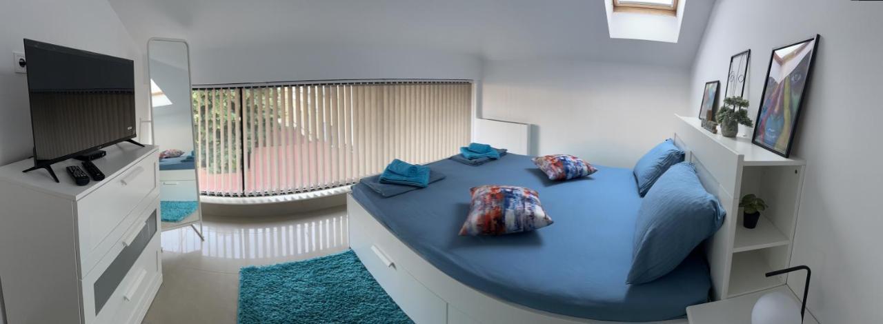 Blue Central Apartment Велико Търново Екстериор снимка