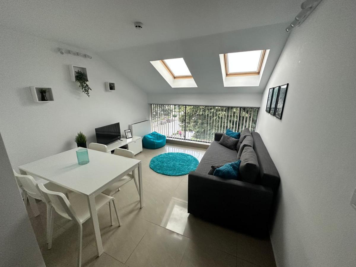 Blue Central Apartment Велико Търново Екстериор снимка